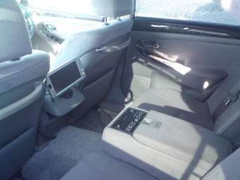 2004 Crown