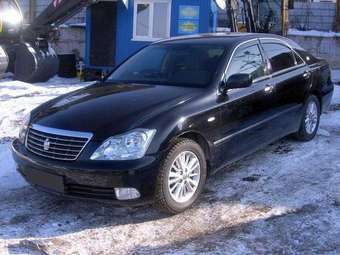 2004 Toyota Crown