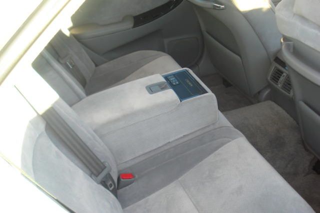 2004 Toyota Crown