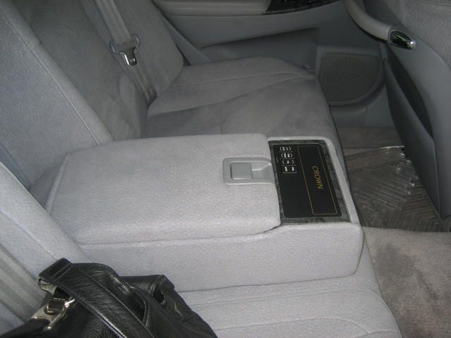2004 Toyota Crown