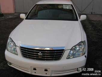 2004 Toyota Crown