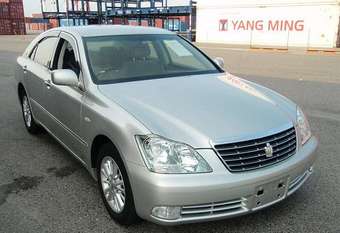 2004 Toyota Crown