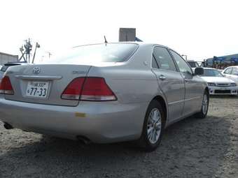 2004 Toyota Crown