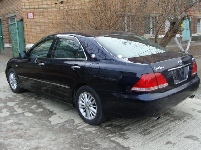 2004 Toyota Crown