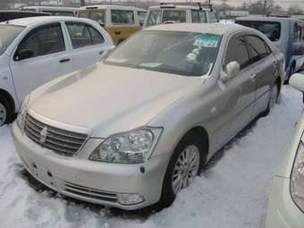 2004 Toyota Crown