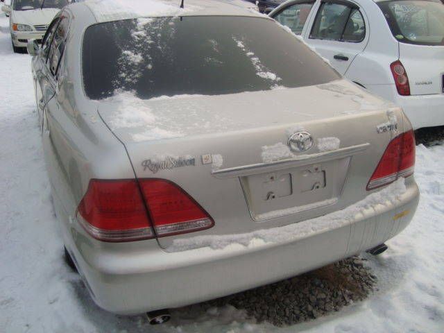 2004 Toyota Crown