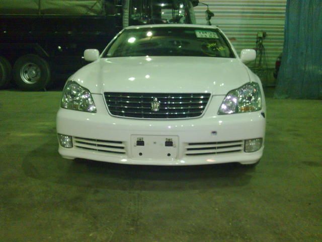 2004 Toyota Crown