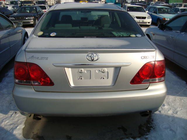 2004 Toyota Crown