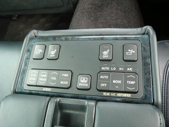2004 Toyota Crown