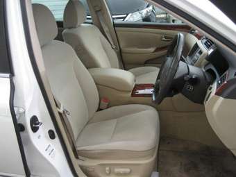 2004 Toyota Crown For Sale