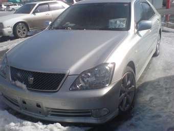 2004 Toyota Crown For Sale