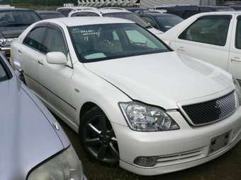 2004 Toyota Crown For Sale