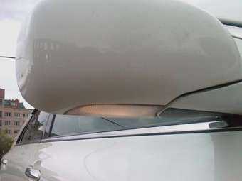 2004 Toyota Crown Photos