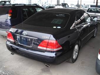 2004 Toyota Crown Pictures