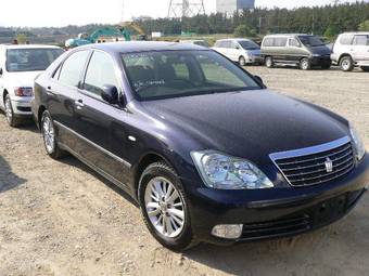 2004 Toyota Crown For Sale