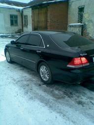 2004 Toyota Crown Pictures