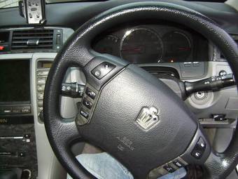 2004 Toyota Crown For Sale
