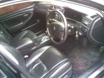 2004 Toyota Crown Pictures