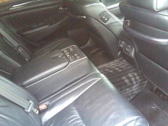 2004 Toyota Crown Pictures