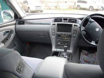 2004 Toyota Crown For Sale