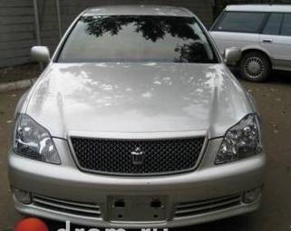 2004 Toyota Crown Images