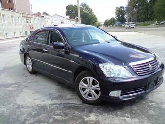 2004 Toyota Crown For Sale