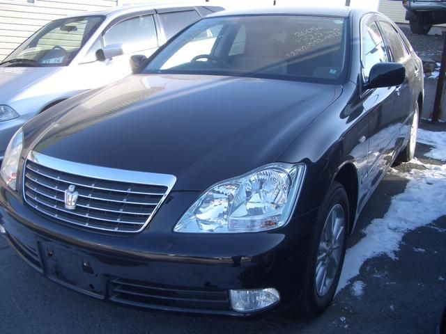 2005 Toyota Crown