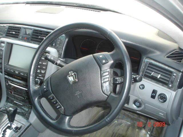 2005 Toyota Crown