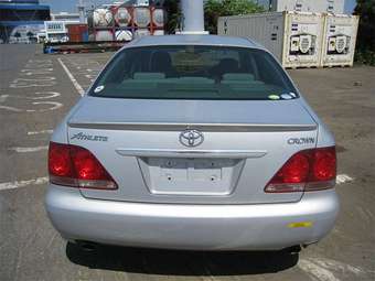 2005 Toyota Crown Pictures
