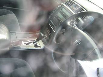 2005 Toyota Crown Pictures