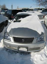 2005 Toyota Crown Photos