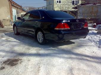 2005 Toyota Crown Pics