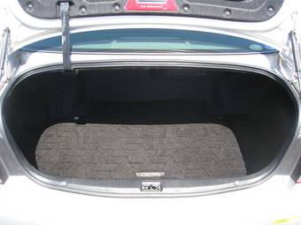 2005 Toyota Crown Pictures