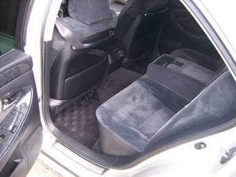 2005 Toyota Crown Pics