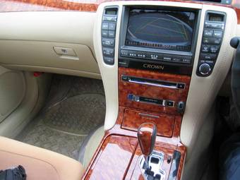 2005 Toyota Crown For Sale