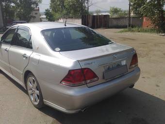 2005 Toyota Crown Pictures