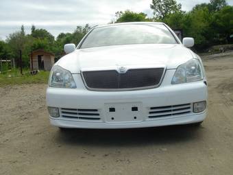 2005 Toyota Crown Pictures