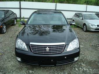 2006 Toyota Crown Pictures