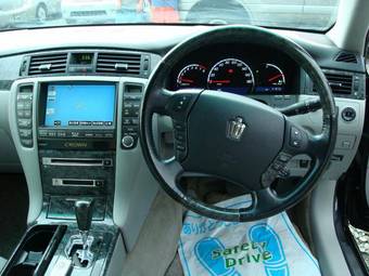 2006 Toyota Crown Pictures