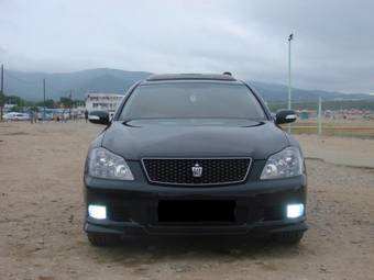 2006 Toyota Crown Pictures