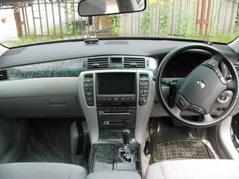 2006 Toyota Crown Pictures