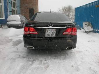 2008 Toyota Crown Photos