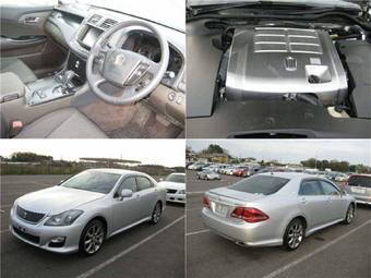 2009 Toyota Crown Photos