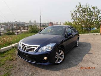 2010 Toyota Crown For Sale