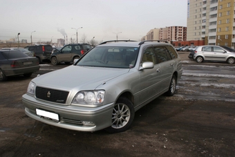 2000 Toyota Crown Estate