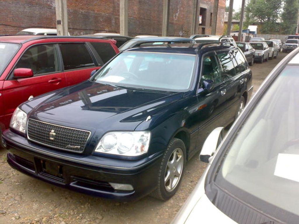 2000 Toyota Crown Estate