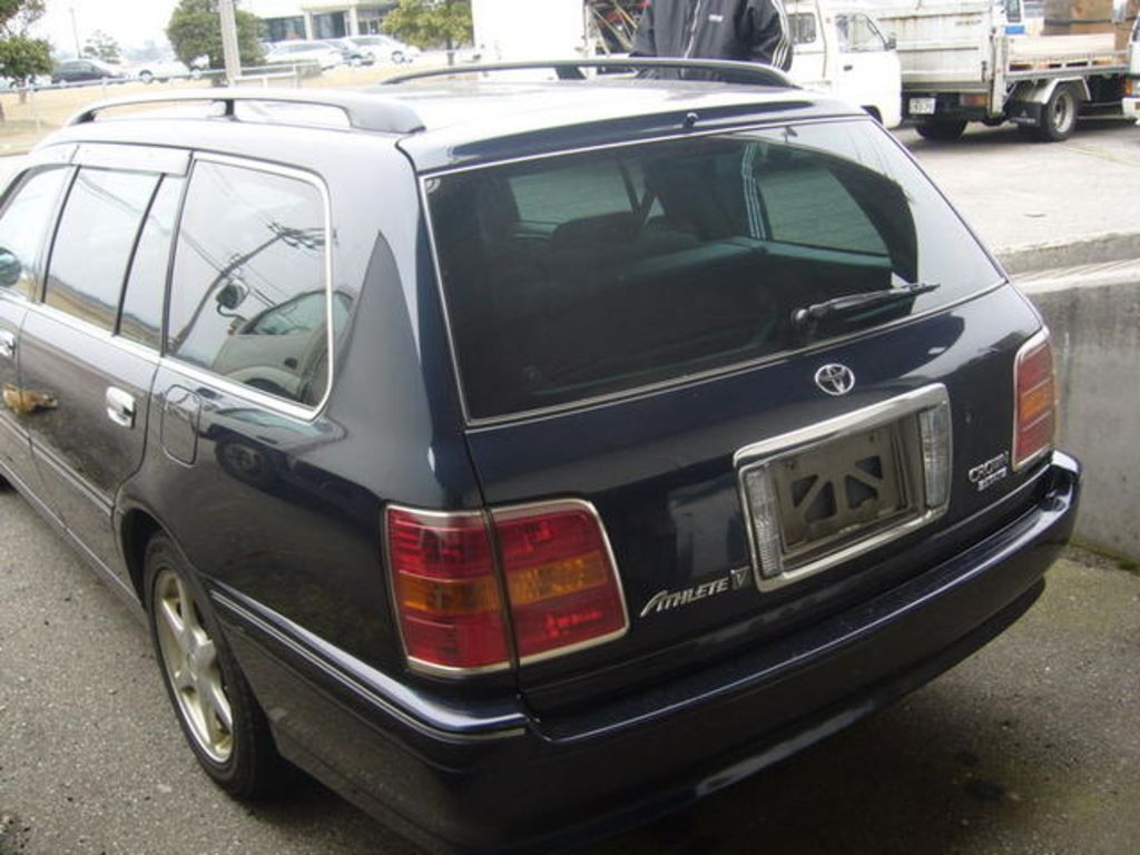 2000 Toyota Crown Estate