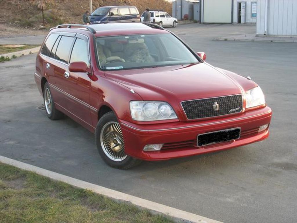 2000 Toyota Crown Estate