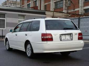 Toyota Crown Estate