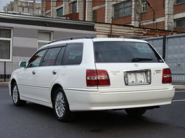 2002 Toyota Crown Estate